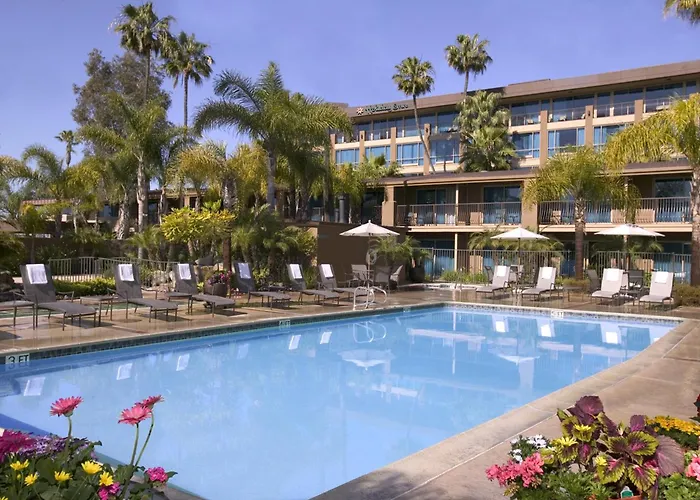 Cheap hotel: Doubletree By Hilton San Diego Bayside
